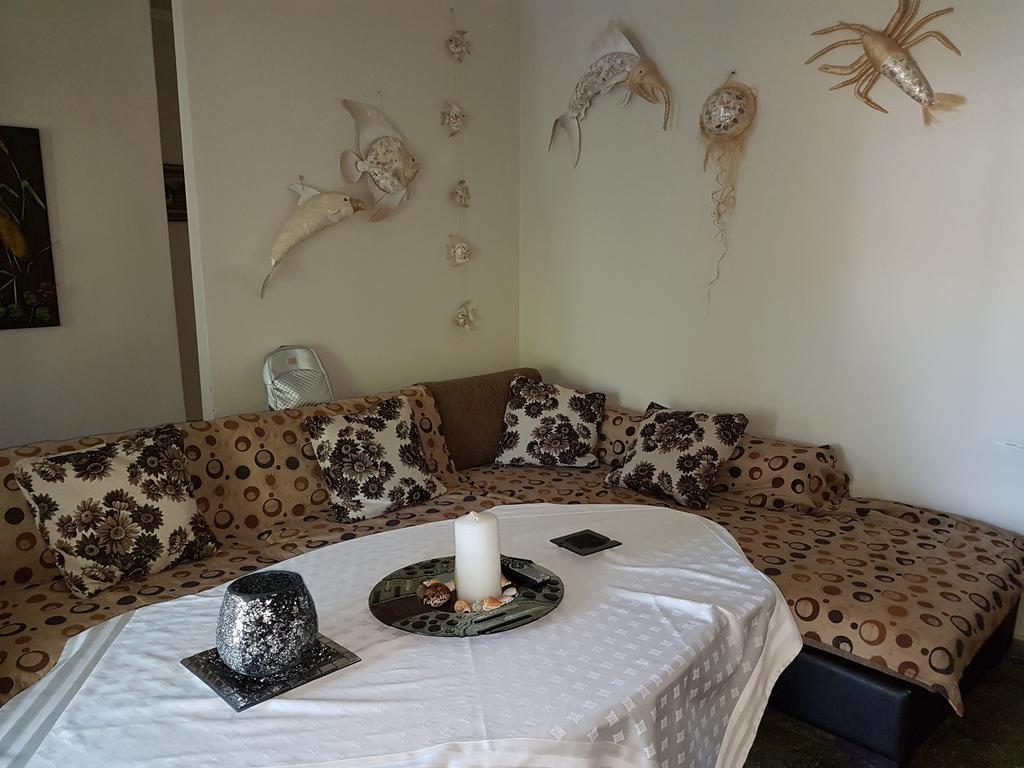 Maria'S Beach House 波利克罗诺 外观 照片