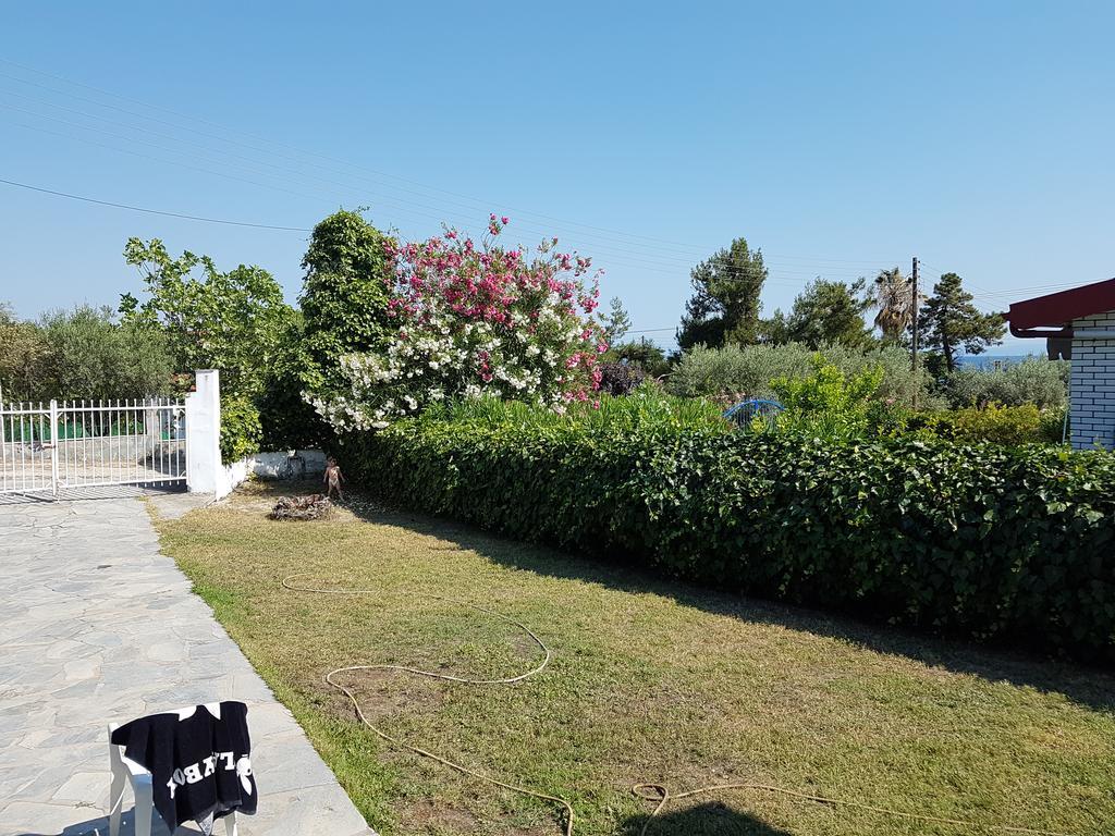 Maria'S Beach House 波利克罗诺 外观 照片