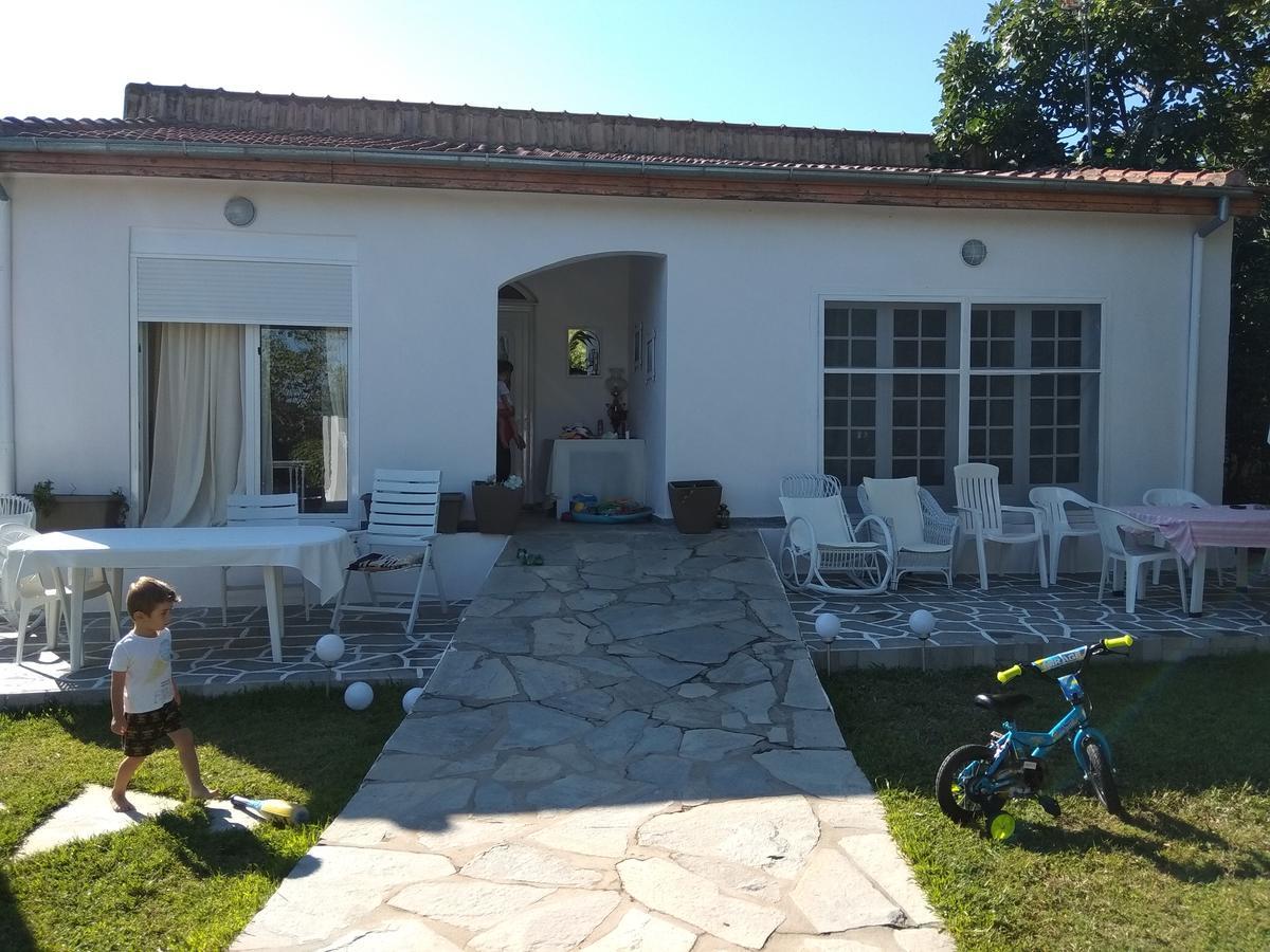 Maria'S Beach House 波利克罗诺 外观 照片